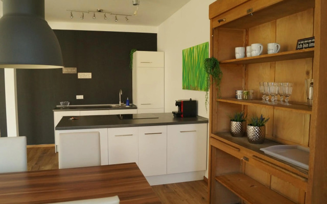 Loft Style 3 Room Apartment + terrace