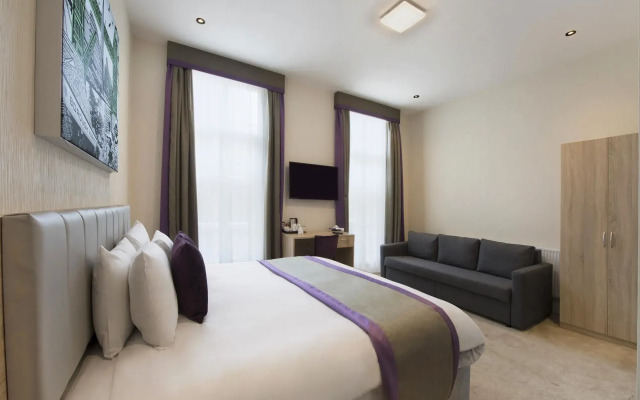 OYO Townhouse 30 Sussex Hotel