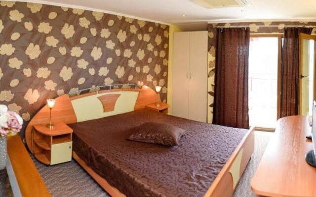 Guest House Ianis Paradise
