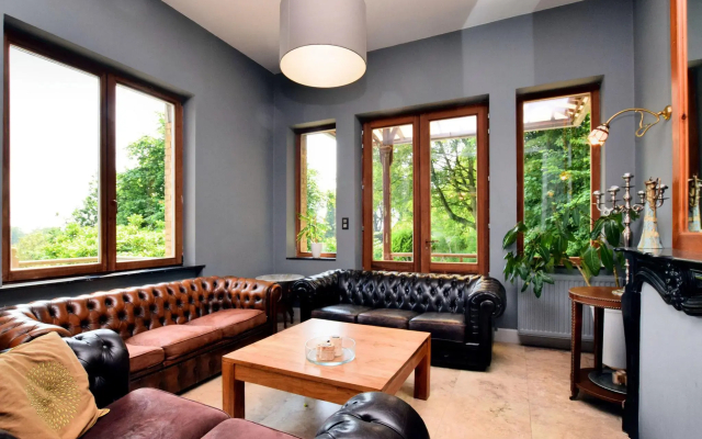 A Beautiful Art Nouveau House With an Enormous Garden - фото 2