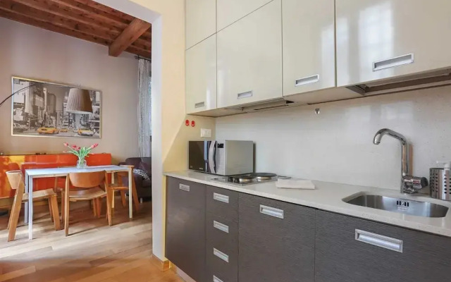 Cellini Flat Florence