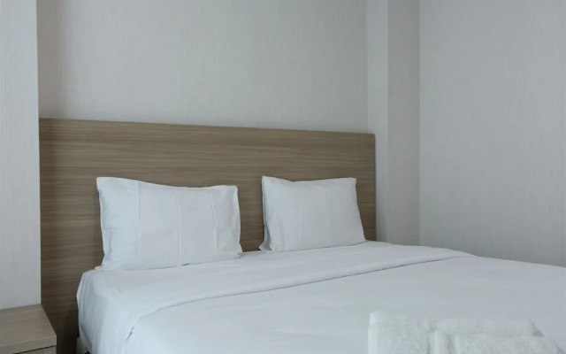 Pool View Brooklyn Studio Apartment near IKEA