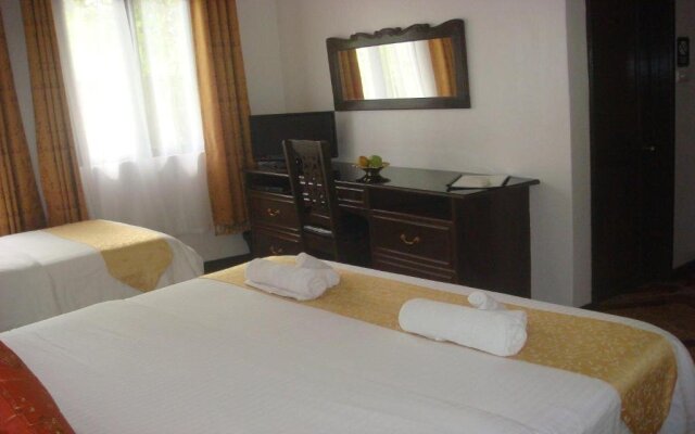 Padre Burgos Castle Resort