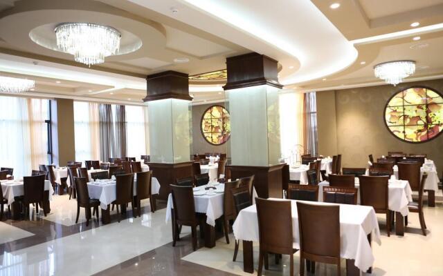 New Nairi Hotel