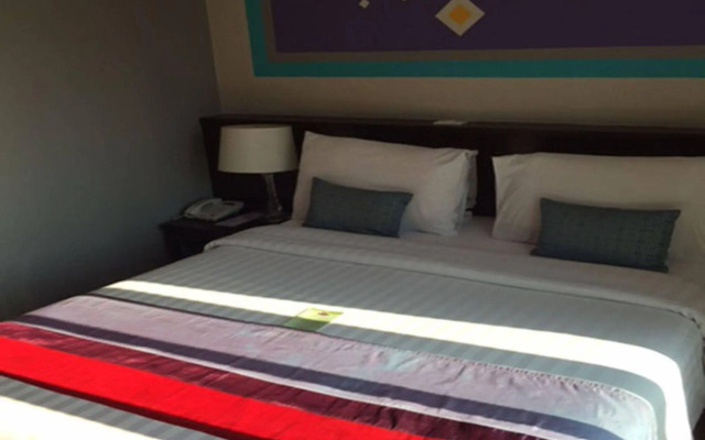Sawasdee Hotel @ Sukhumvit Soi 8