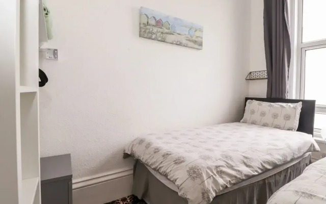 5 Beach View @ Beaconsfield House