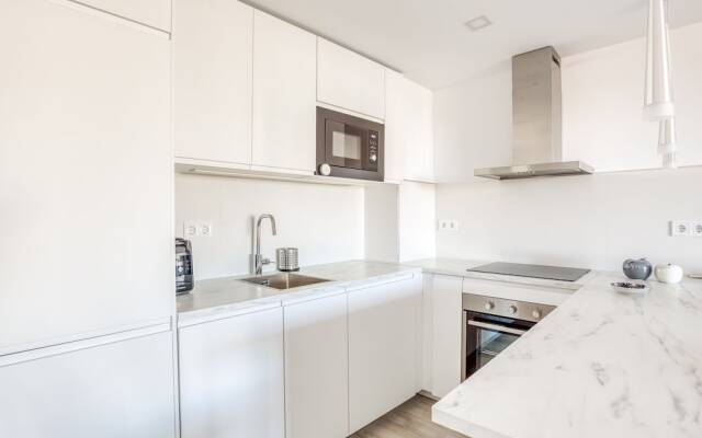 Modern Apartment in Torremolinos With Swimming Pool