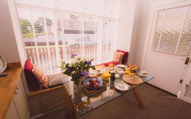 15 Alloway B&B