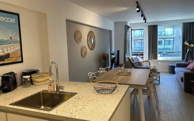 Apartment in Nieuwpoort With sea Beach