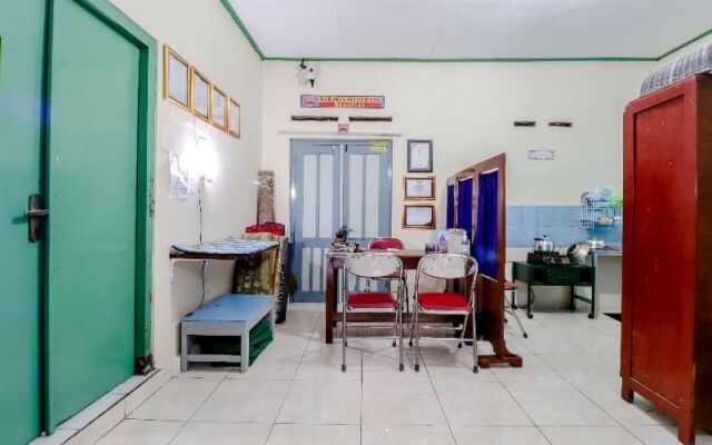 Bahagia Sederhana Homestay by ZUZU