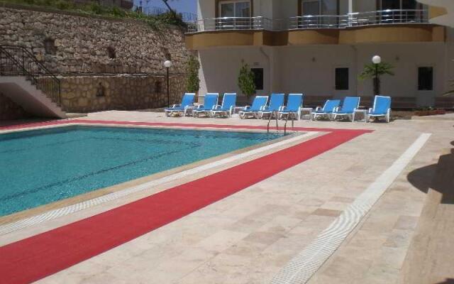 Golden Life Resort
