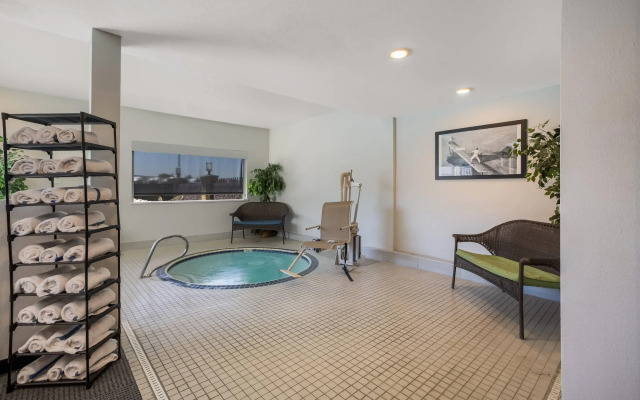 Hotel 28 Boise Airport, an Ascend Collection Hotel