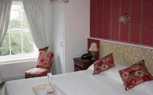 Woodlands Country House