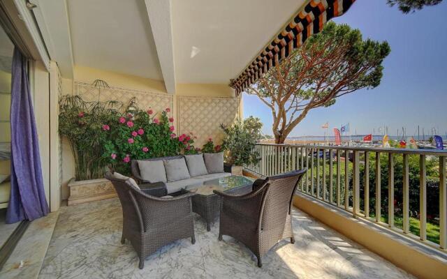 IMMOGROOM- Huge Terrace - Panoramic Sea View - 1min from Beach