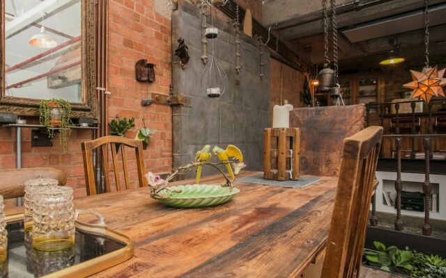 Spacious Loft In Hackney