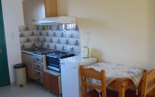 Katsaros Studios and Apartments