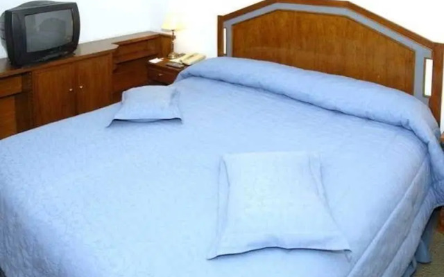 Art Deco Hotel And Suites