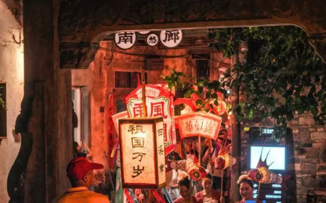 Zhizhitang (Xi Xi Nan Ancient Villages) – People – Huangshan
