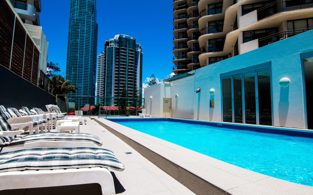 Beachcomber Surfers Paradise