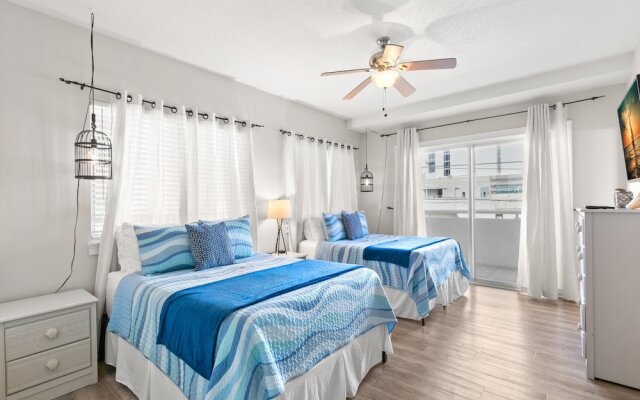 Sun West Palms 301