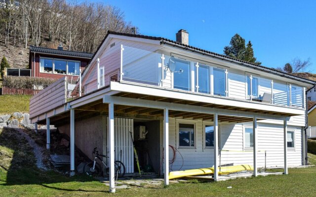 Nice Home in Norheimsund With Wifi and 3 Bedrooms
