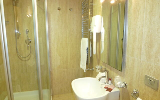 Euro House Suites Rome Airport