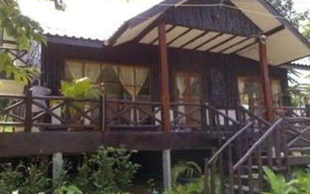 Saitharn Iyara Resort &Spa