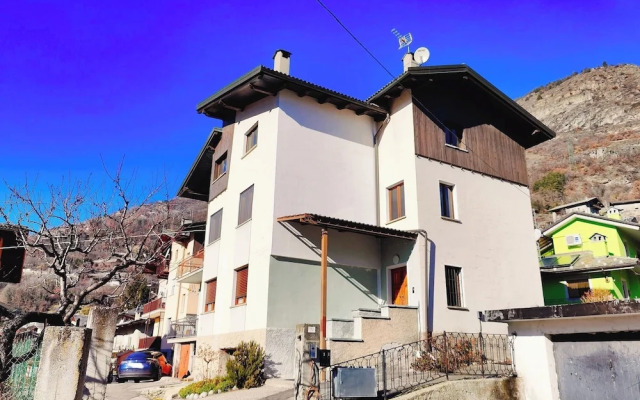 Quiet Two-room Apartment With Parking Space - Casa Montan