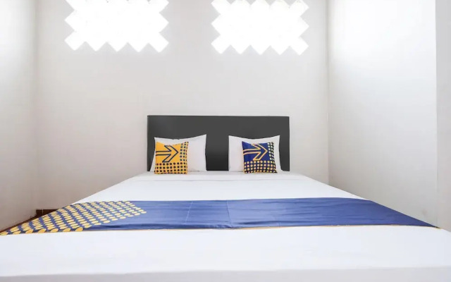 SPOT ON 2212 Java Menoreh