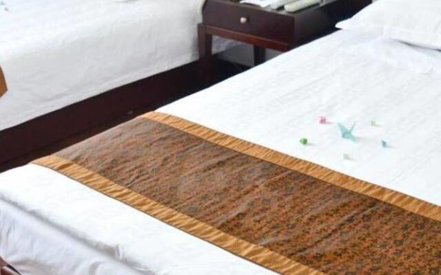 Qianyuan Jingyang (Eastern King) Hotel