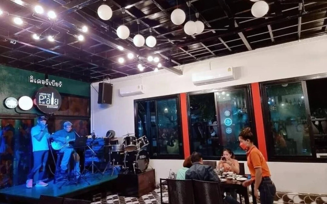 Grand Pruksa Siri Apartment