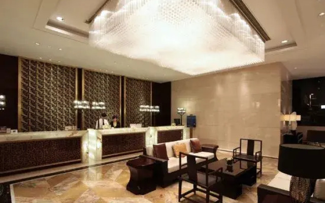 Deefly Haiyan Hotel