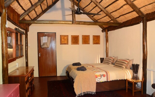 Wild Dogs Safari Lodge