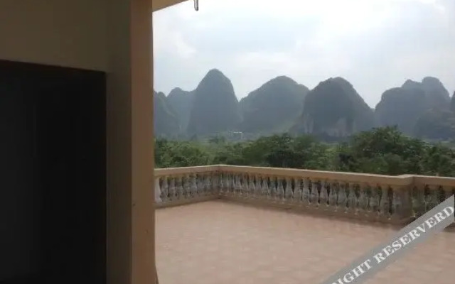 Xiaozhen Fengqing Inn