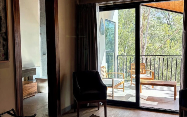 Serenzzo Hotel & Cuisine