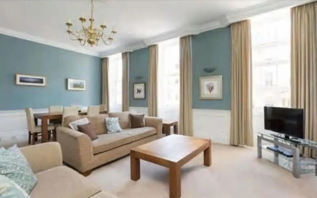 Hanover Street! Heart of the Centre 2bd/2bath