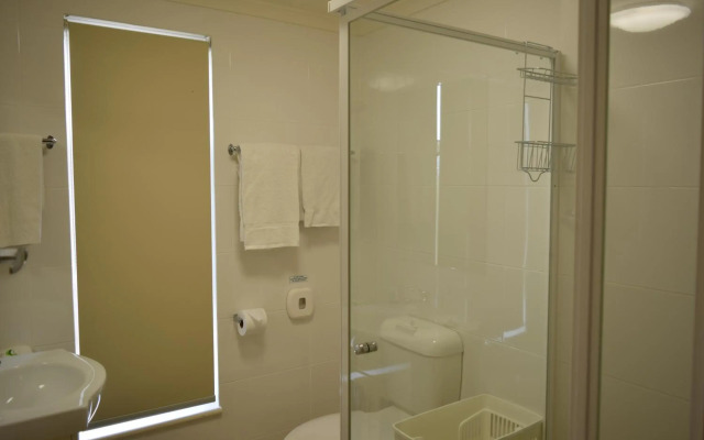 Glenelg Holiday Apartments