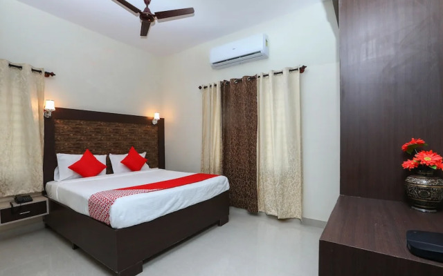 OYO 19479 Cjs Homes