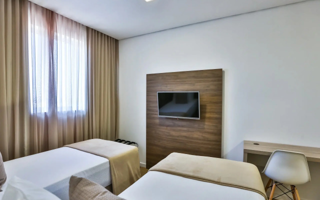 Nobile Inn London Anápolis