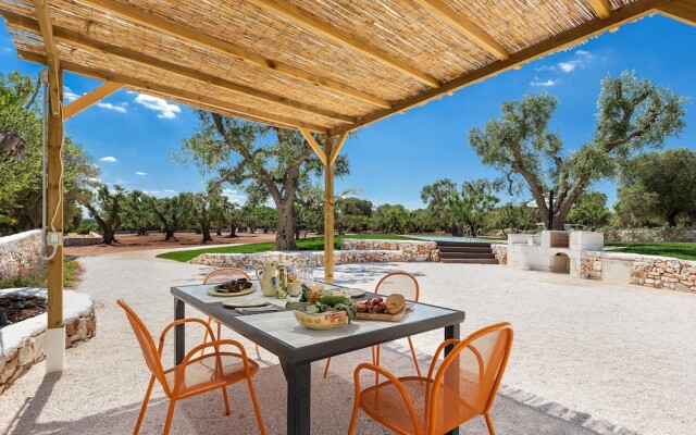 2456 Trullo Venti by Perle di Puglia