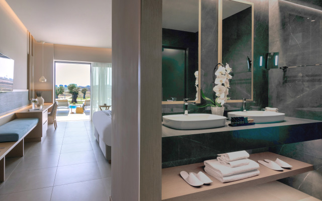 Ammoa Luxury Hotel & Spa Resort