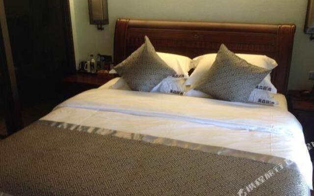 Wuyishan Wansen Wood General Theme Hotel