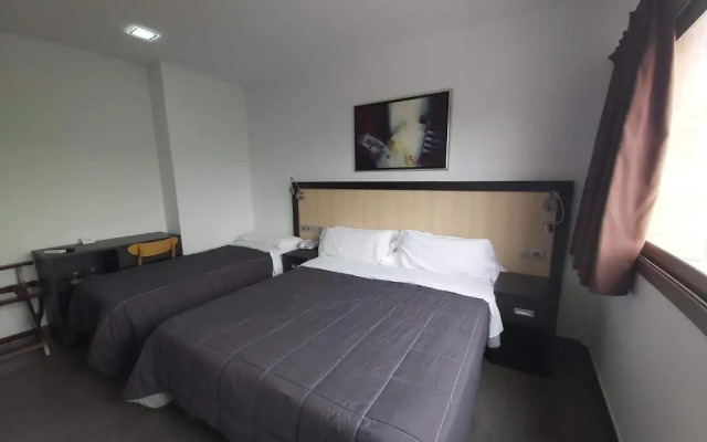 Hotel 170