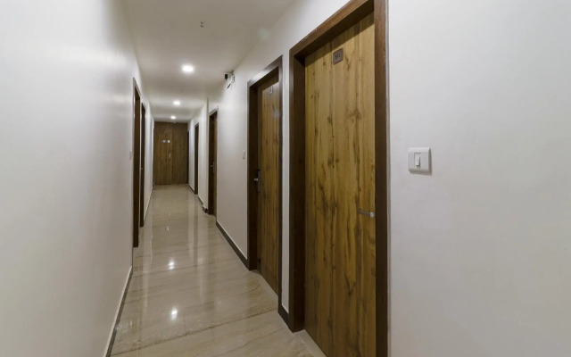 OYO Flagship 27997 Vrindavan Inn