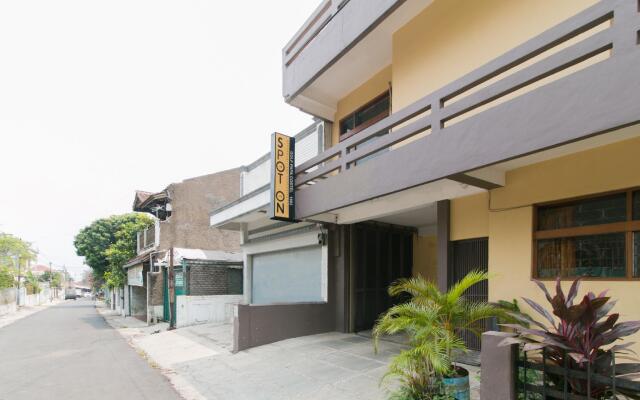 OYO 1982 Golf Papa Costel