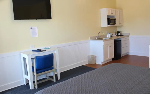 Topsail Shores Inn