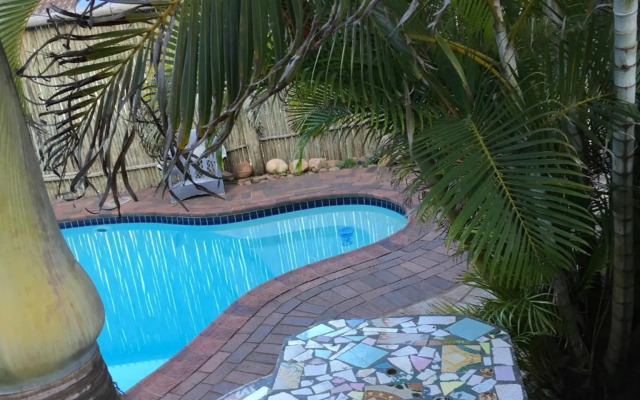 Ansteys Beach Self Catering Apartments