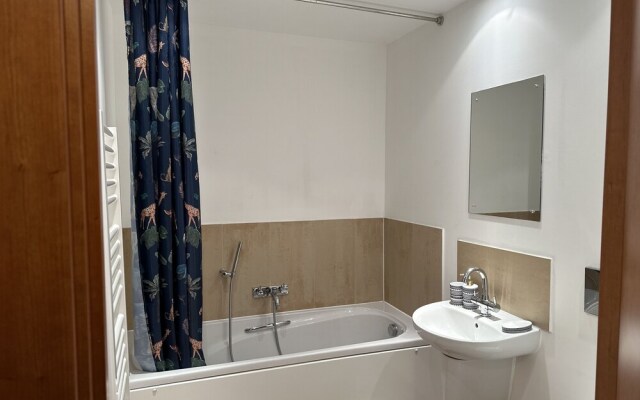 Luxurious 2-bed Apartment in Maidstone Kent