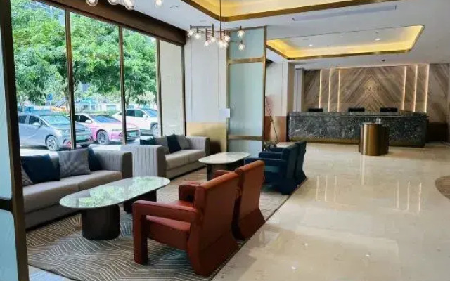 Zhongmin Meiju Hotel (Luohu railway station to West Village subway station)