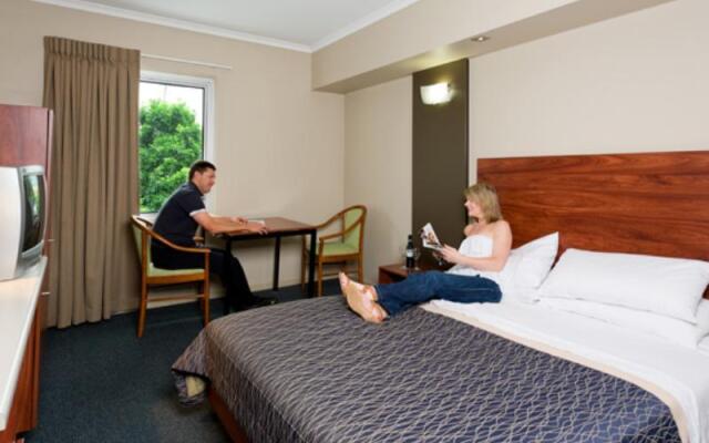 Rocklea International Motel